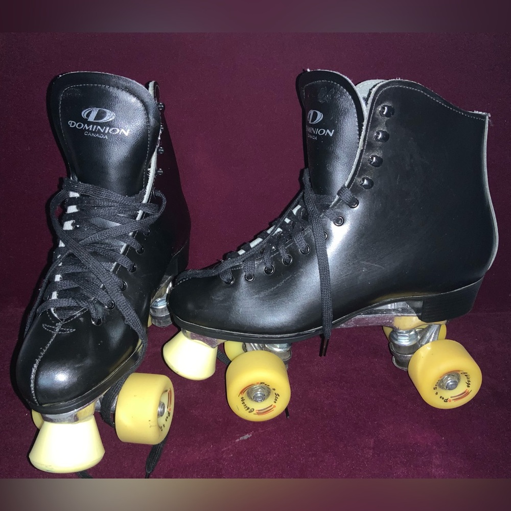 Vtg Dominion Canada Roller Skates. Brand new without box. Sz. 9.5.